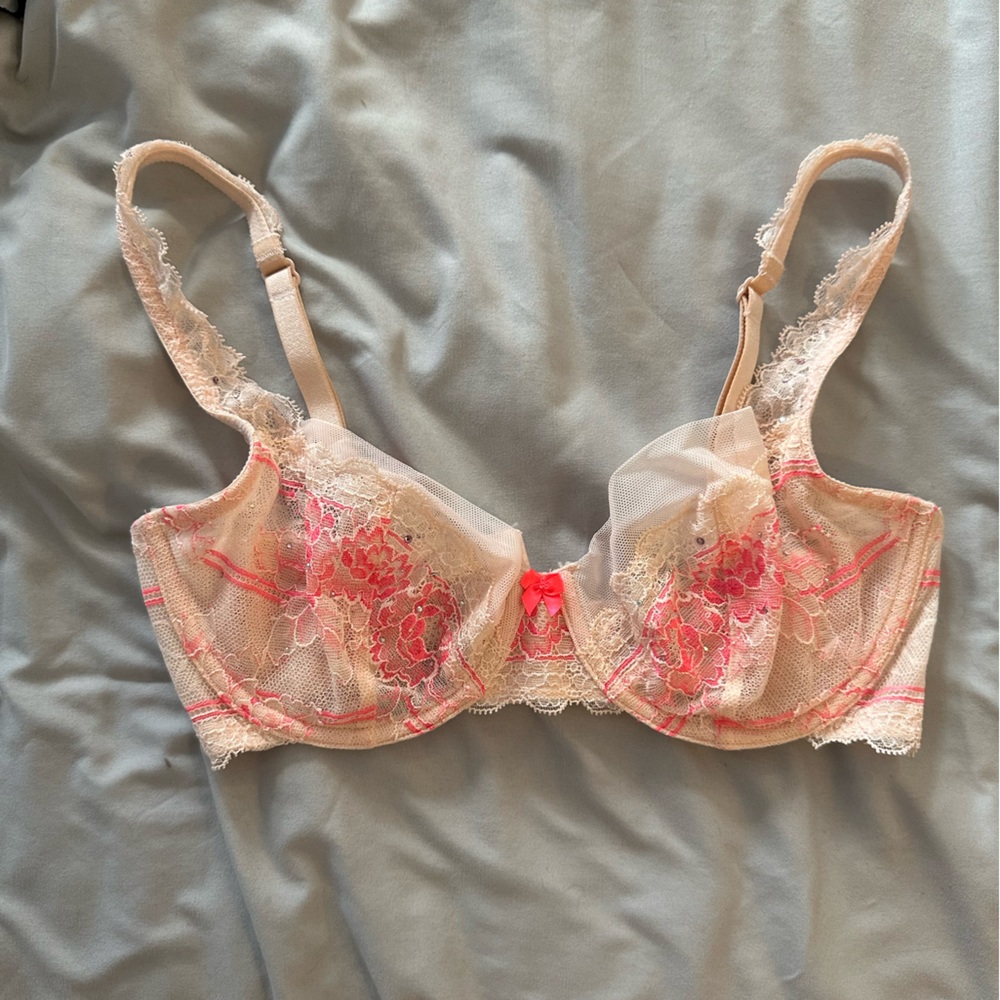 Victoria’s Secret Bra